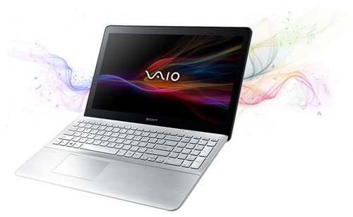 Sony vaio fit sv-f15a1z2r - брендовый лэптоп для стильных пользователей
