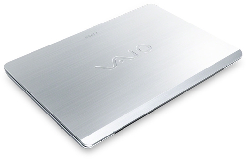 Sony vaio fit sv-f15a1z2r - брендовый лэптоп для стильных пользователей